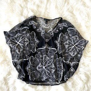 Inc international concept black and white top Size Small
